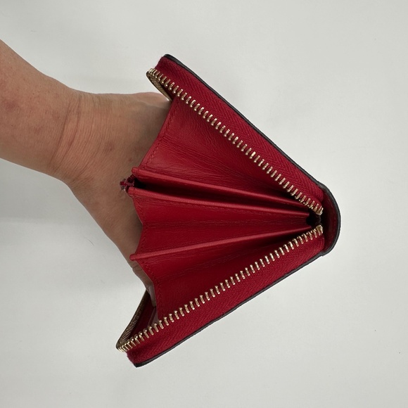 GUCCI Mystic Cat Zippy Wallet w Box, Ribbon & Gucci Tissue Paper - Picture 13 of 13